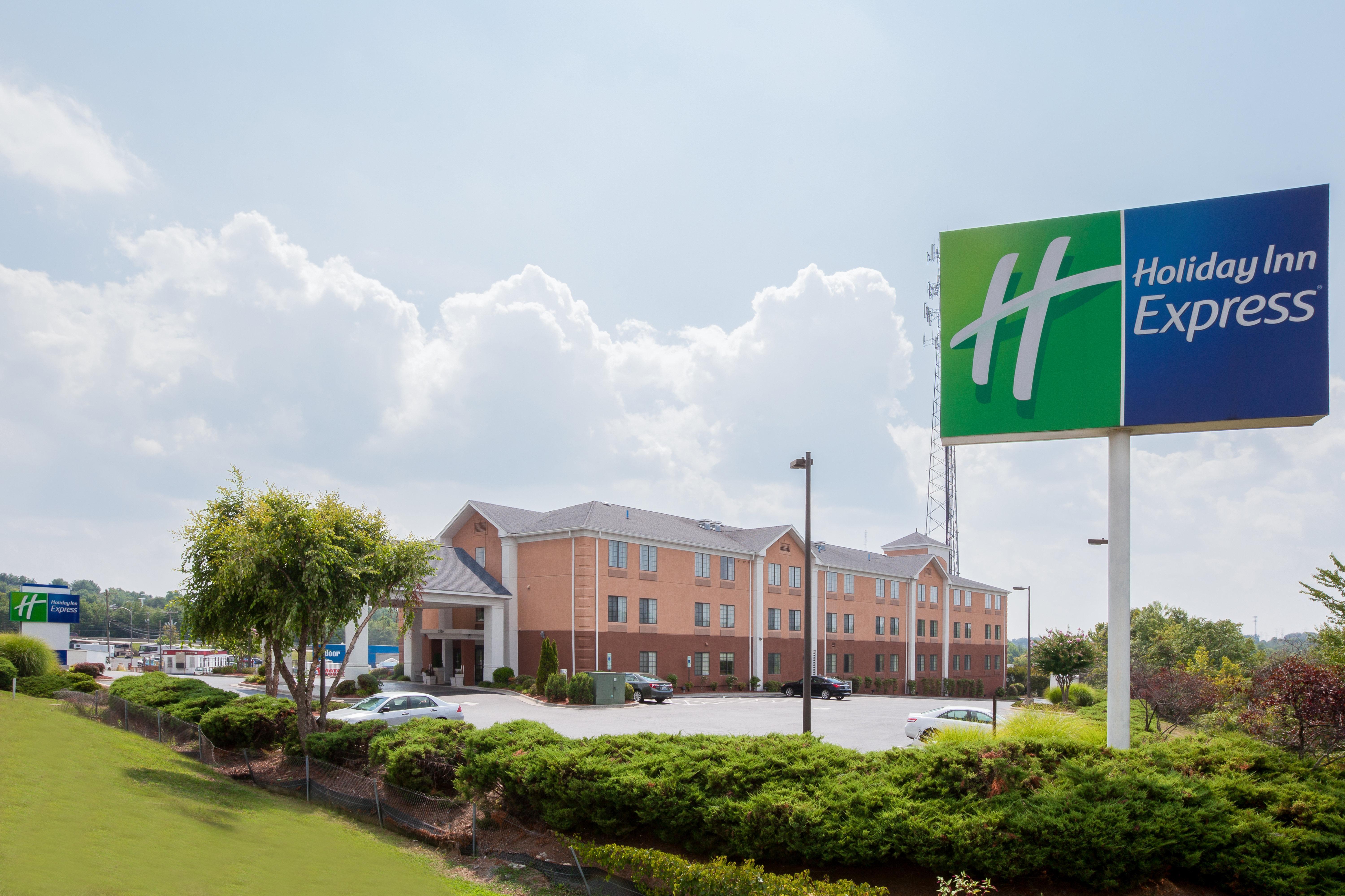 Holiday Inn Express Winston-Salem By Ihg Екстериор снимка