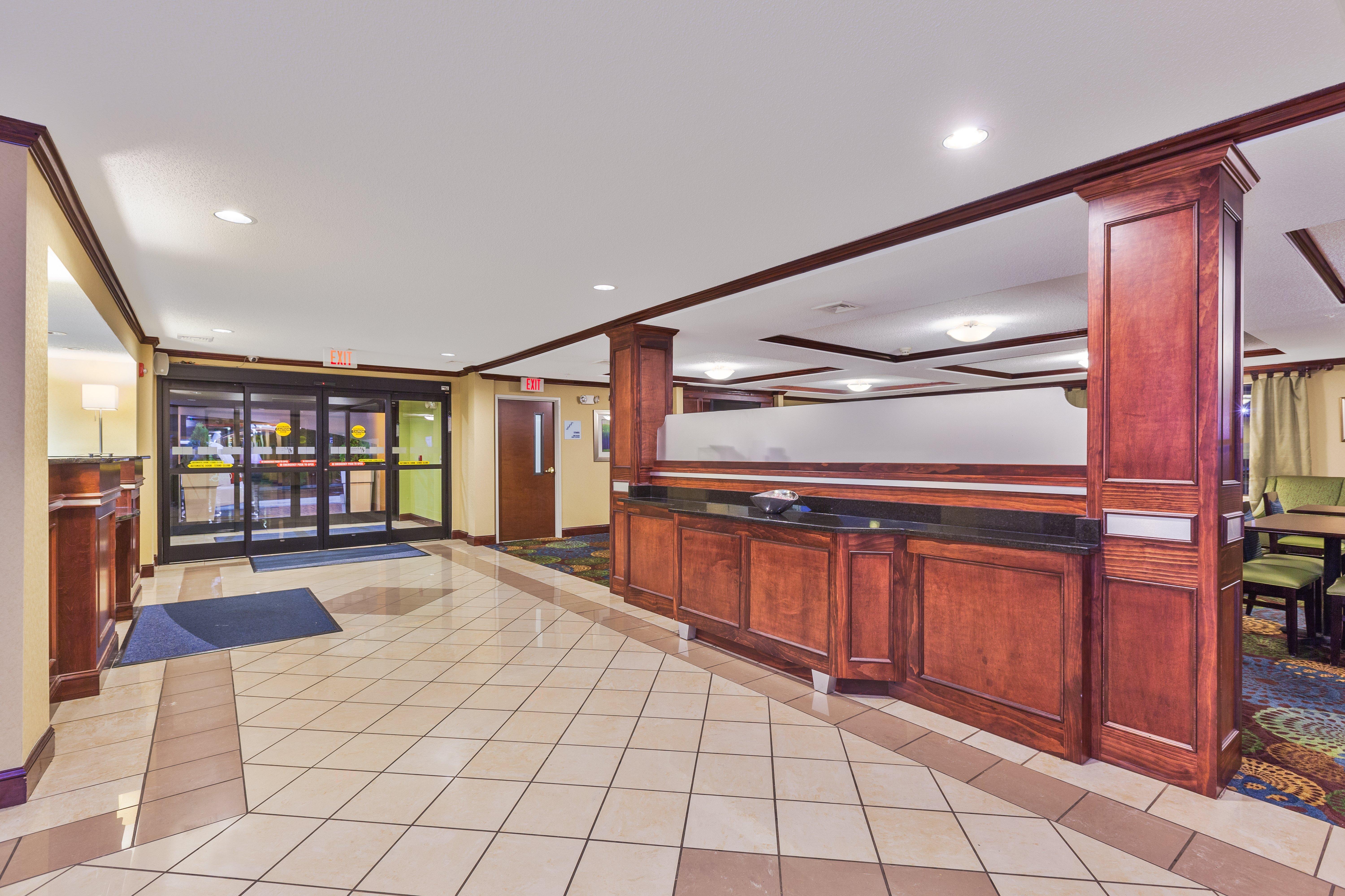 Holiday Inn Express Winston-Salem By Ihg Екстериор снимка